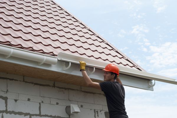 Rain Gutter Repair in Senoia