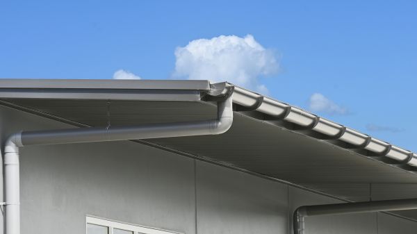 Eavestrough Service in Senoia